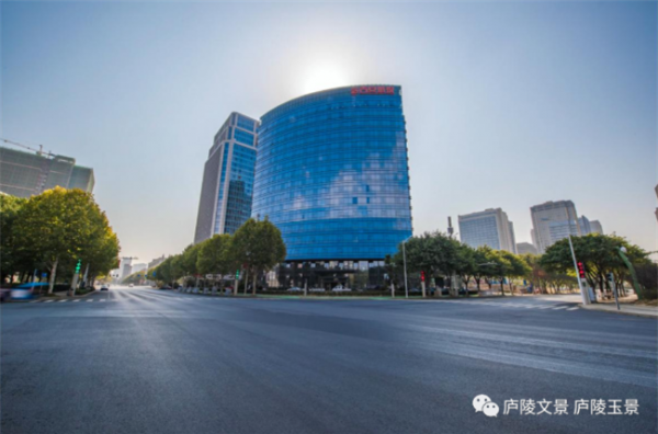 吉安城投·花圃地產匠心打造，高鐵城芯準現(xiàn)房 實景浮現(xiàn)！